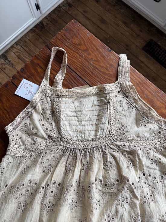 Paper  Lace Eyelet Sundress or top with Butterflies and roses NWT small - Picture 10 of 10